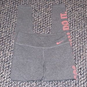 Nike leggings
